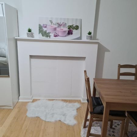 Bruxelles Airport Charleroi C Nouvelle Gerance Apartment Екстериор снимка