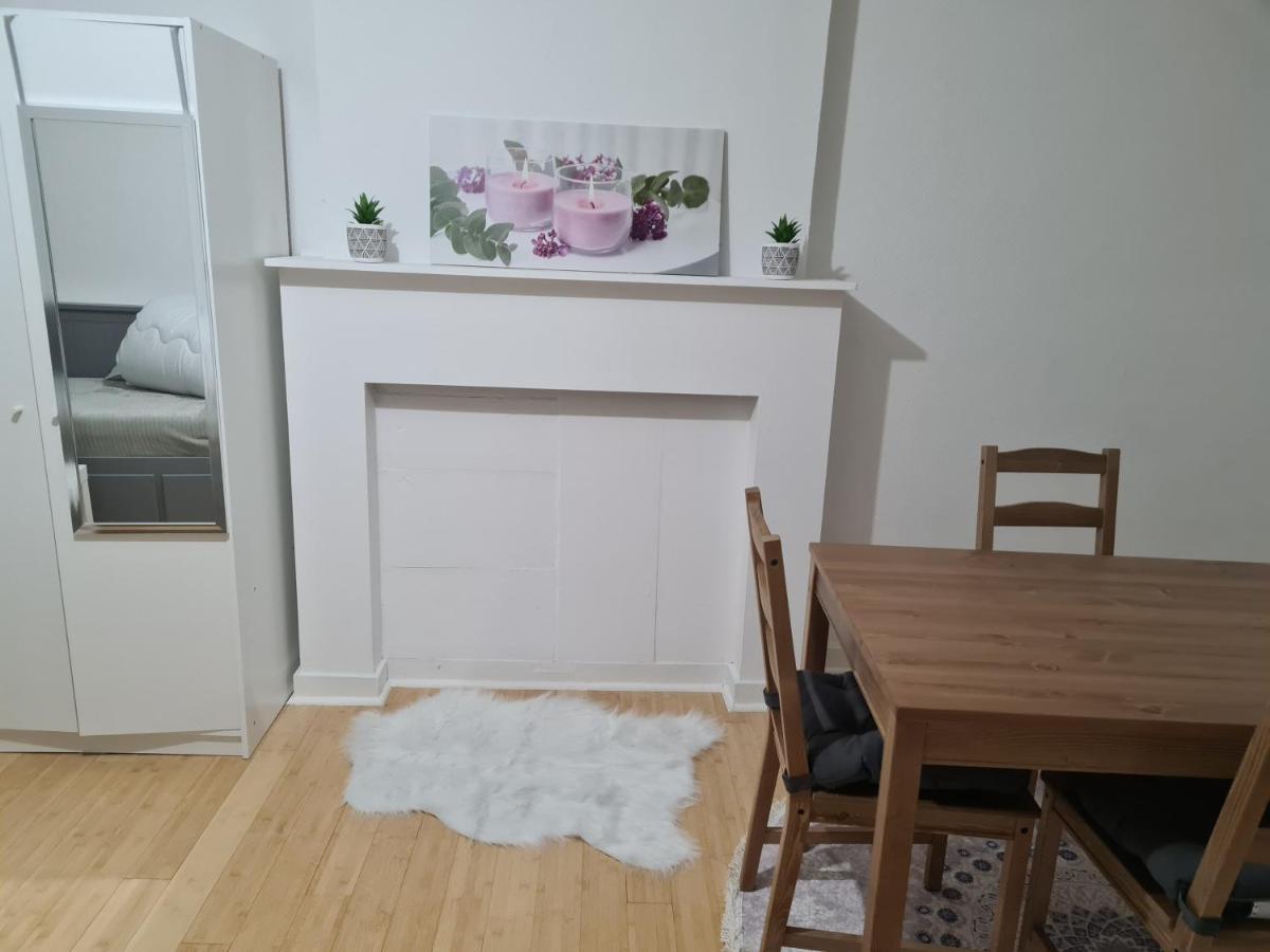 Bruxelles Airport Charleroi C Nouvelle Gerance Apartment Екстериор снимка