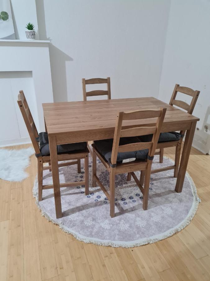 Bruxelles Airport Charleroi C Nouvelle Gerance Apartment Екстериор снимка